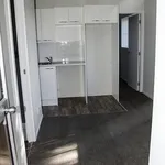 Rent 1 bedroom apartment in Kaipātiki