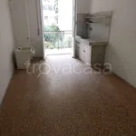 Rent 4 bedroom apartment of 100 m² in Genova