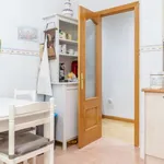 Rent a room of 120 m² in madrid