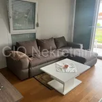 Najam 2 spavaće sobe stan od 65 m² u Split