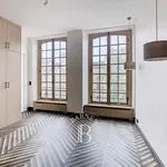 Appartement de 136 m² avec 4 chambre(s) en location à Paris