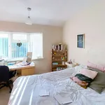 Rent 3 bedroom flat in West Midlands