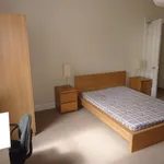 Rent 4 bedroom flat in Edinburgh  City Centre