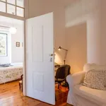 Rent a room of 180 m² in lisbon