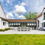 Maison de 679 m² avec 5 chambre(s) en location à Walloon Brabant