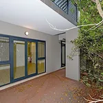 Rent 3 bedroom house in South Fremantle