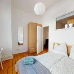 Rent 1 bedroom apartment of 49 m² in berlin