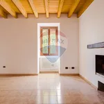 Rent 4 bedroom house of 150 m² in Montevecchia