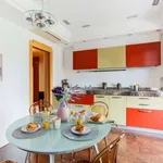 Rent 3 bedroom apartment of 196 m² in milan