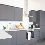 Rent 2 bedroom flat of 44 m² in London