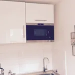 Rent 1 bedroom apartment of 30 m² in Dusseldorf