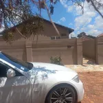 Rent 3 bedroom house in Soweto