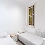 Rent 3 bedroom apartment of 98 m² in barcelona