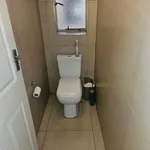 Rent 3 bedroom apartment of 4042 m² in Durban