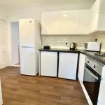 Rent 4 bedroom apartment in East Of England