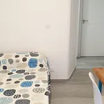 Alquilar 4 dormitorio apartamento en Madrid