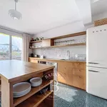 Rent 4 bedroom apartment of 101 m² in Paris