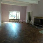 Rent 19 bedroom house of 1 m² in Besozzo