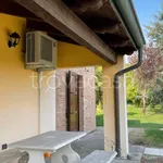 Rent 5 bedroom house of 258 m² in Vigarano Mainarda