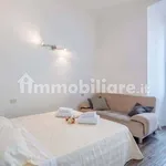 Rent 4 bedroom apartment of 95 m² in Florence