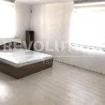 Rent 3 bedroom apartment of 200 m² in Peshtera