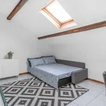 Rent 3 bedroom apartment in milan