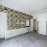 Appartement de 197 m² avec 7 chambre(s) en location à Paris