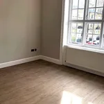 Rent 3 bedroom apartment in South East England