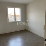 Rent 2 bedroom apartment of 40 m² in Cérences