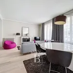 Appartement de 87 m² avec 3 chambre(s) en location à Paris