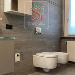 Affitto 3 camera appartamento di 87 m² in Zogno