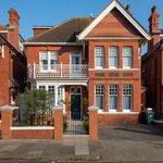 Rent 7 bedroom house in South East England