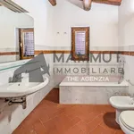 Rent 8 bedroom apartment of 190 m² in Vaglia