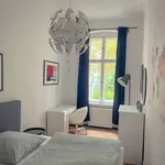 Rent a room of 100 m² in berlin