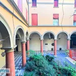 Affitto 3 camera appartamento di 85 m² in Bologna