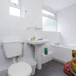 Rent 3 bedroom flat in West Midlands