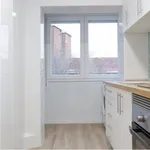 Rent 3 bedroom apartment in Madrid