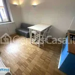 Affitto 2 camera casa di 45 m² in Milan