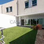 Alugar 4 quarto casa de 355 m² em Cidade da Maia