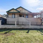 Rent 4 bedroom house in Junee