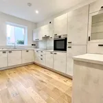 Rent 4 bedroom house in East Midlands