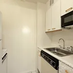 Rent 2 bedroom apartment of 37 m² in New York