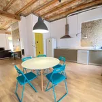 Rent 2 bedroom apartment of 861 m² in Valencia