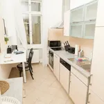 Rent 1 bedroom apartment of 900 m² in Vienna