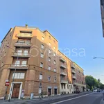 Affitto 4 camera appartamento di 100 m² in Bologna