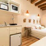 Rent 1 bedroom apartment of 15 m² in Barcelona