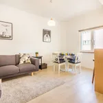 Rent 2 bedroom apartment of 90 m² in Lisbon