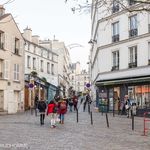 Appartement de 270 m² avec 1 chambre(s) en location à Paris