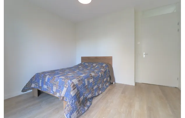 Huur 2 slaapkamer appartement van 75 m² in Amsterdam