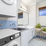 Rent 2 bedroom apartment in Burleigh Waters